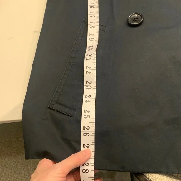 35. Classic Coach small trench coat - Picture 13 of 13